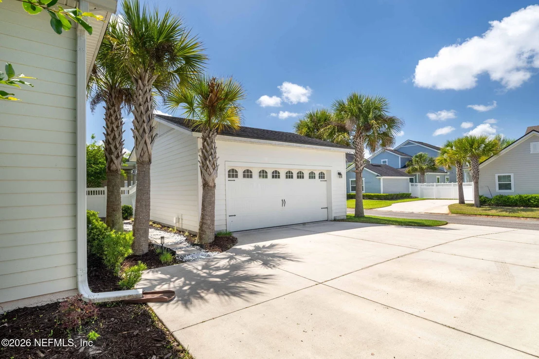 Photo of 44 FREMONT Avenue