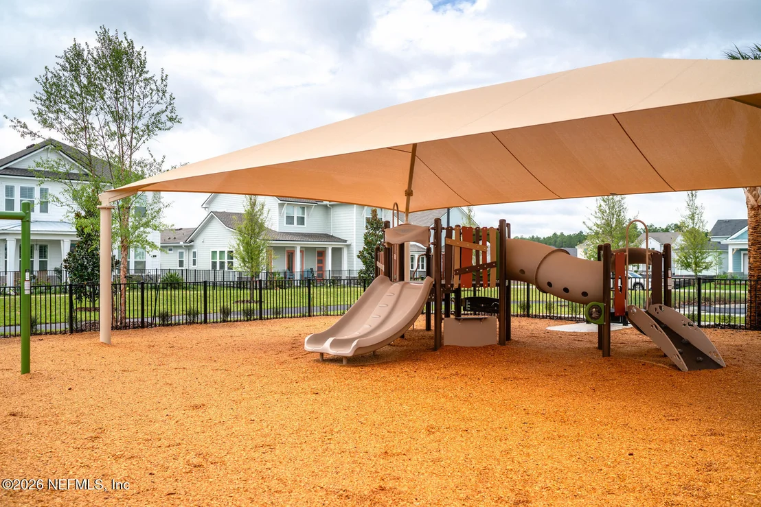 Photo of 122 SEAMARK Drive