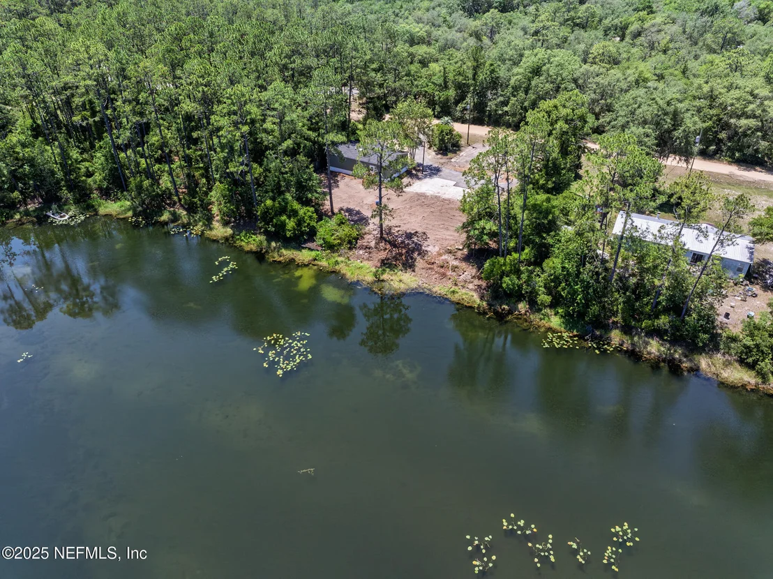 Photo of 106 HOWARD Drive