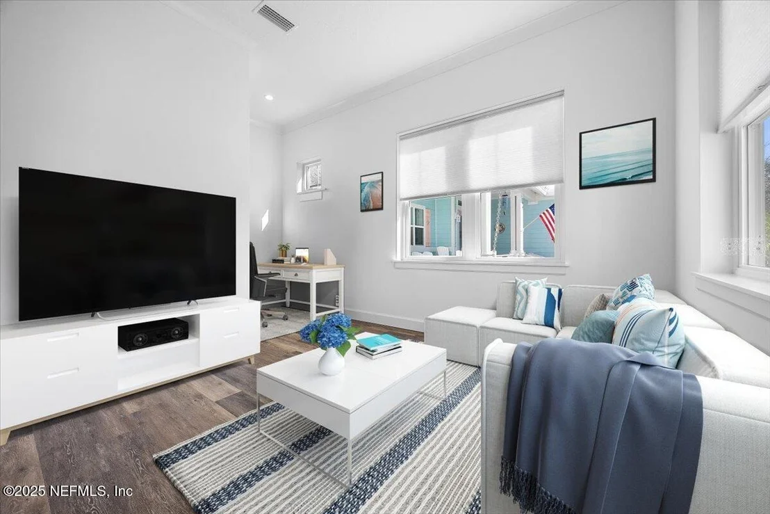 Photo of 110 OCEANVIEW Drive