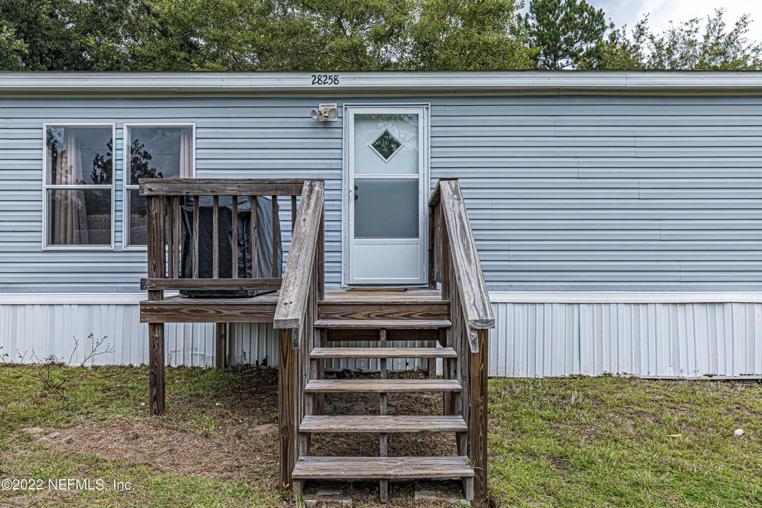 Photo of 28258 TRINITY Lane