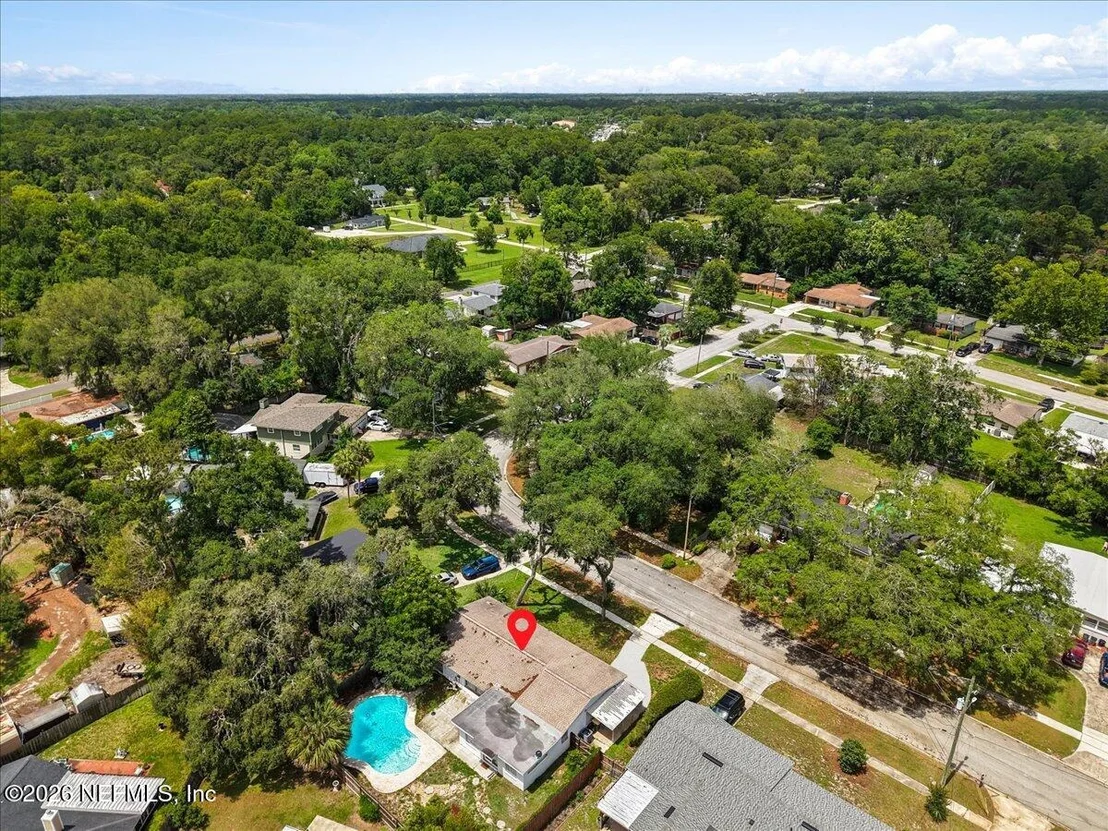 Photo of 2375 FLO Drive W