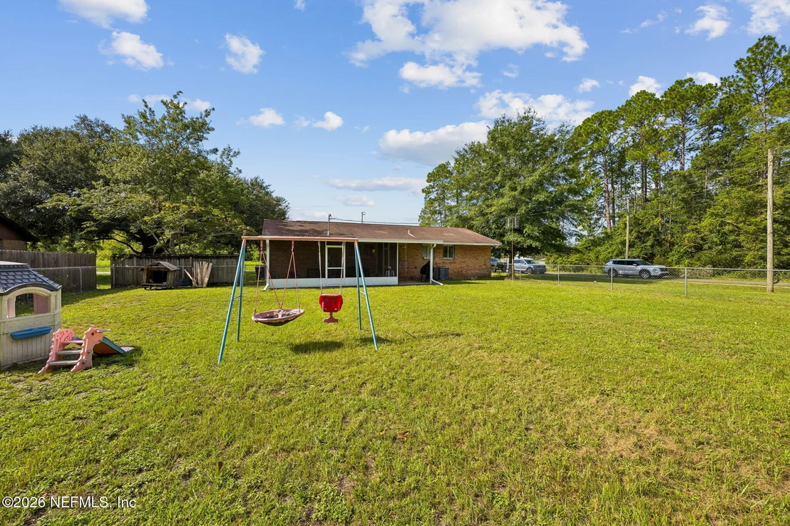 Photo of 175484 BAY Road