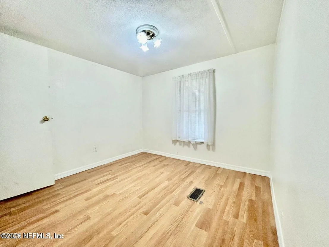 Photo of 3101 GREEN ACRES Road