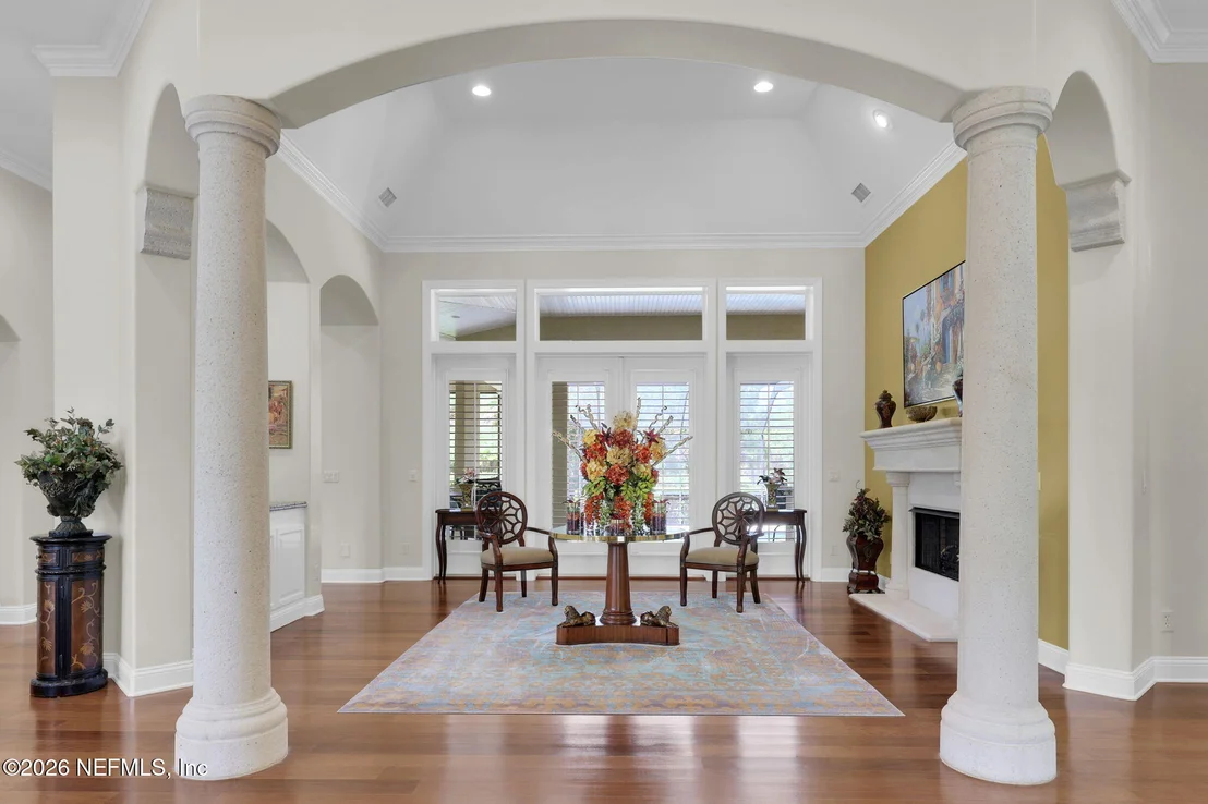 Photo of 101 HICKORY HILL Drive