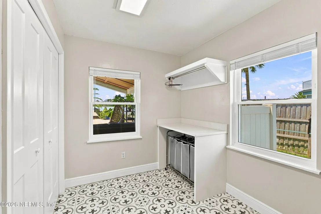 Photo of 5392 HECKSCHER Drive