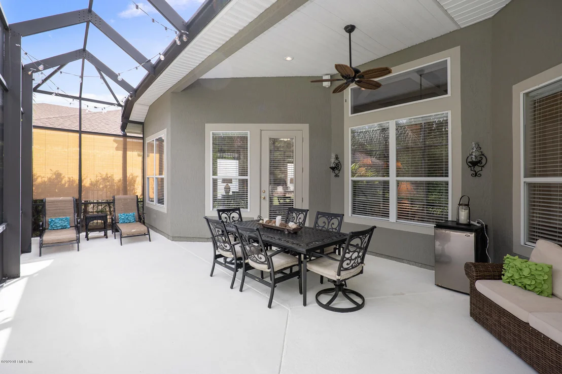 Photo of 1720 E COBBLESTONE Lane
