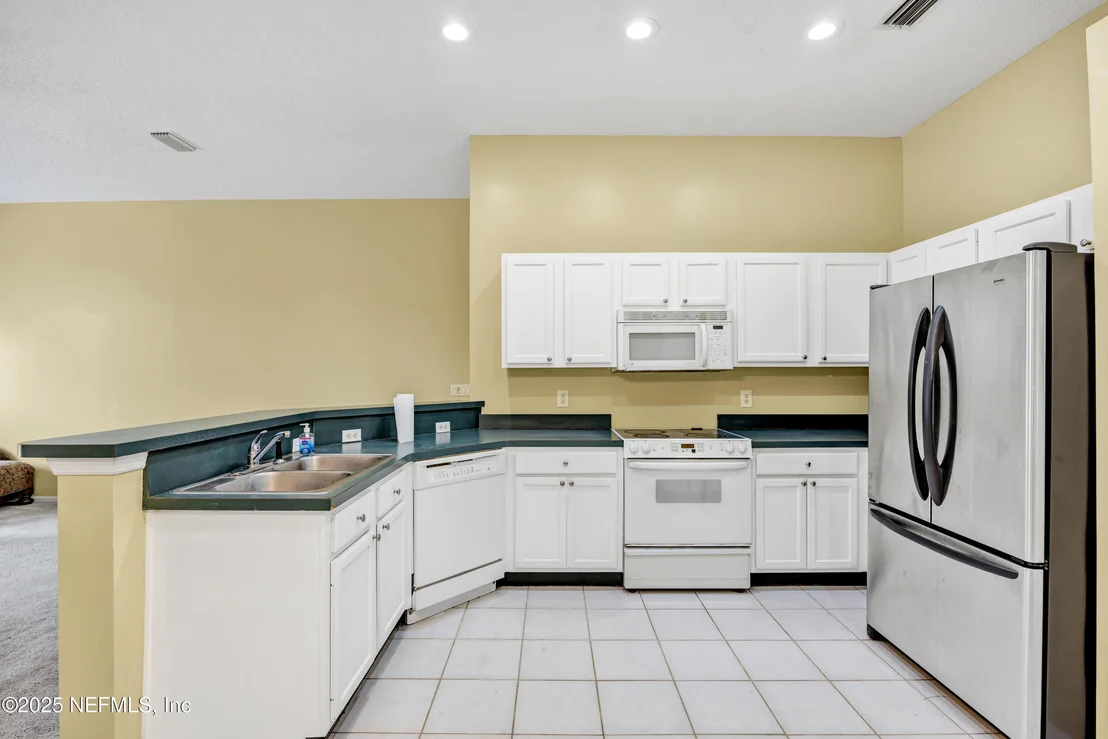Photo of 4565 MAINMAST Lane
