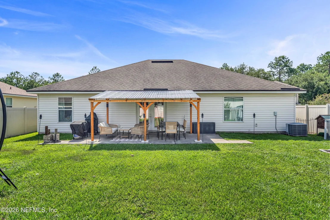 Photo of 9639 BEMBRIDGE MILL Drive