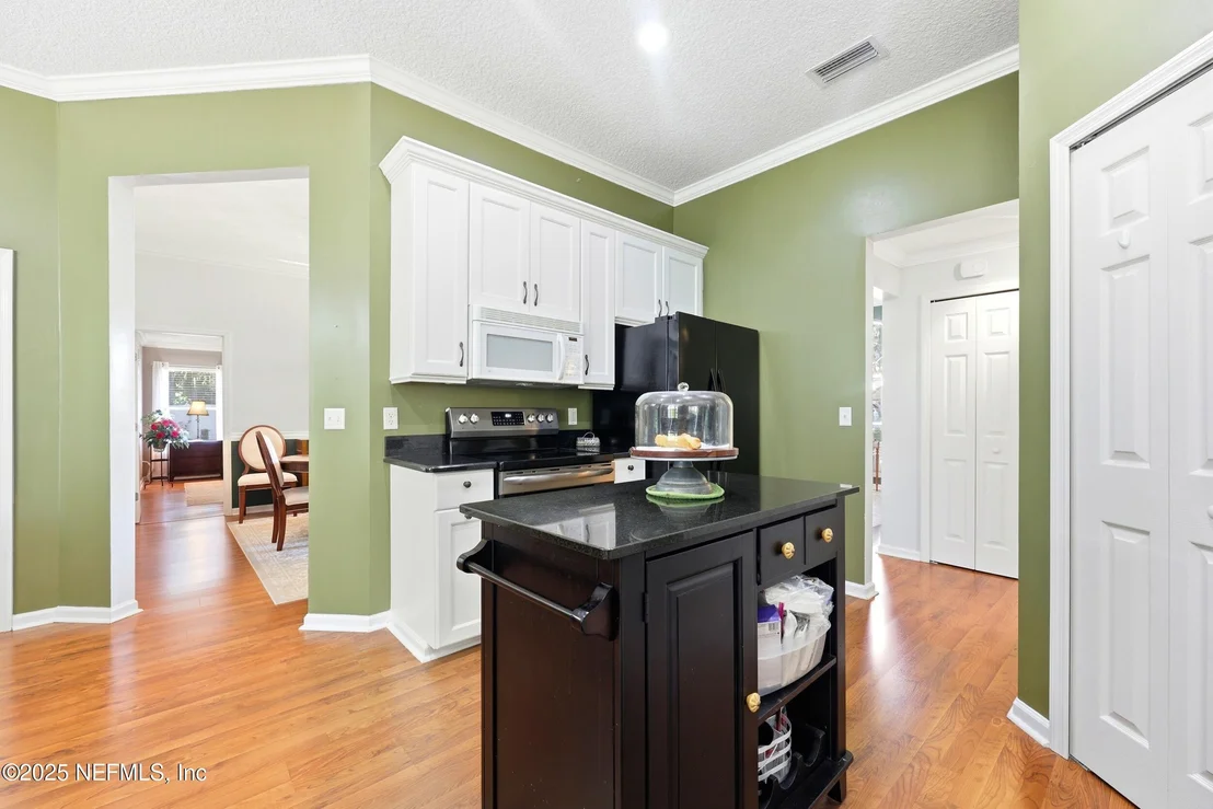 Photo of 4511 MAINMAST Lane