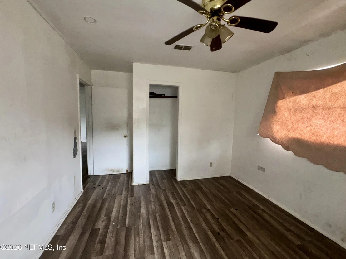 Photo of 2051 FRANK E Avenue