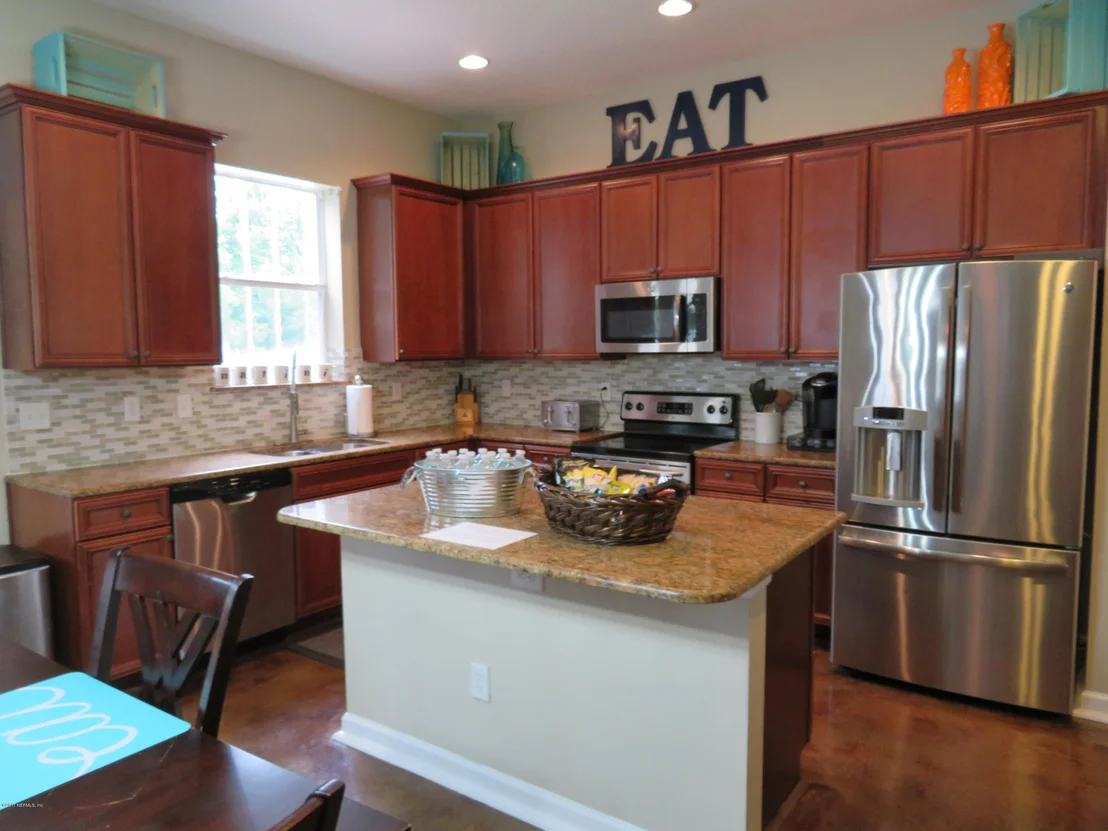Photo of 113 CASTLEGATE Lane
