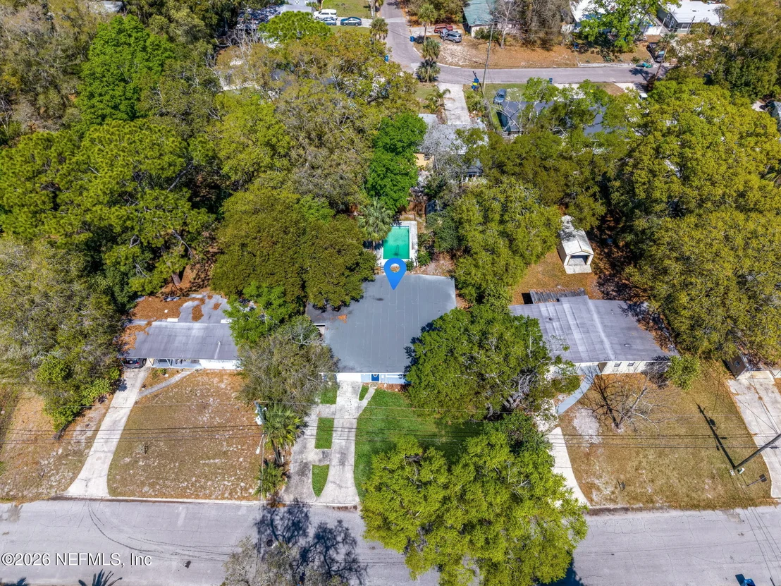 Photo of 7541 MAYAPPLE Road