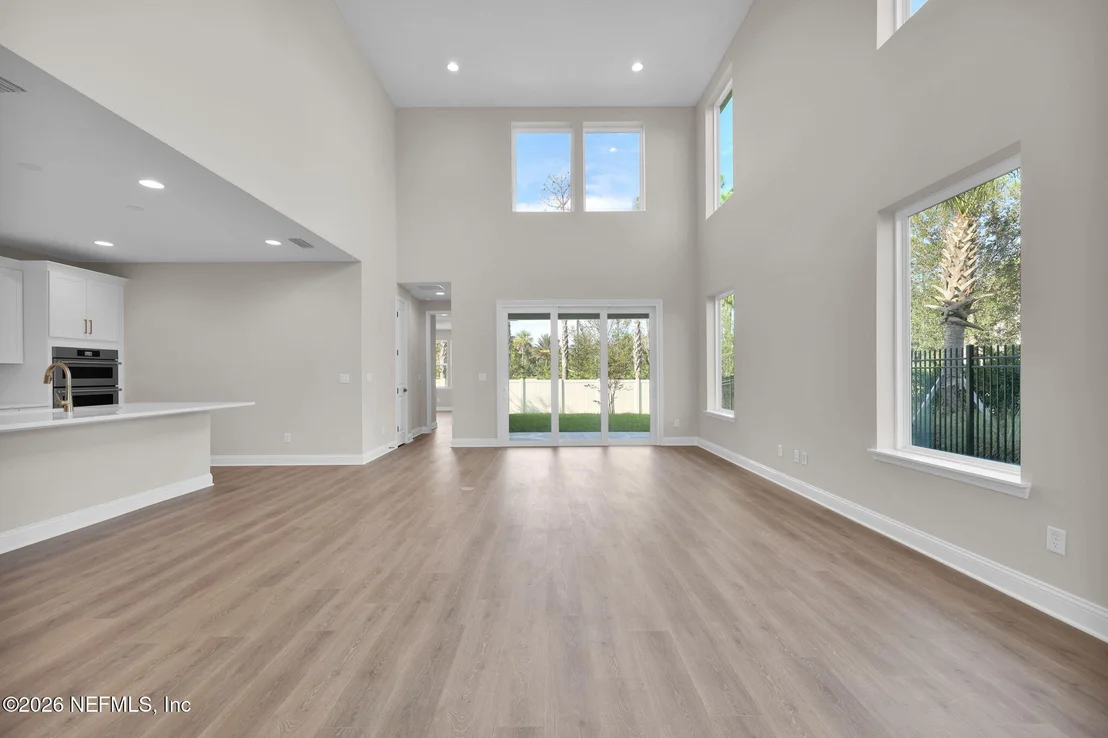 Photo of 334 SEAMARK Drive