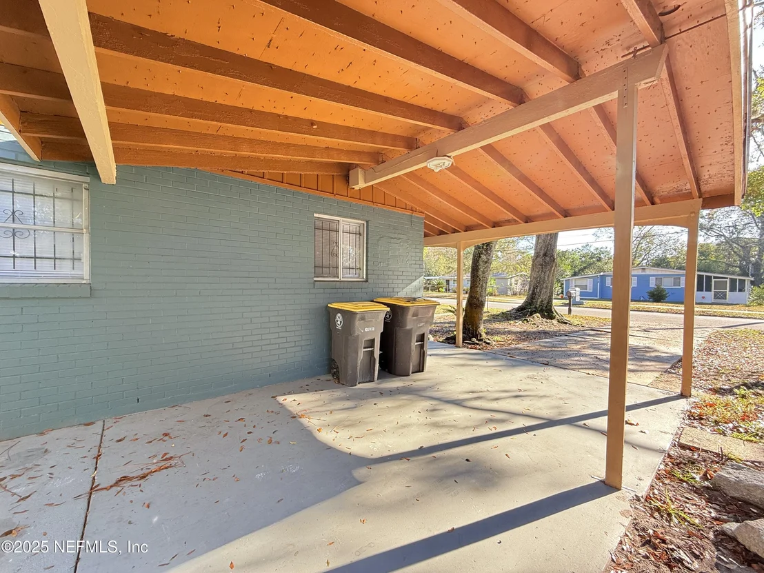 Photo of 9616 NORFOLK Boulevard