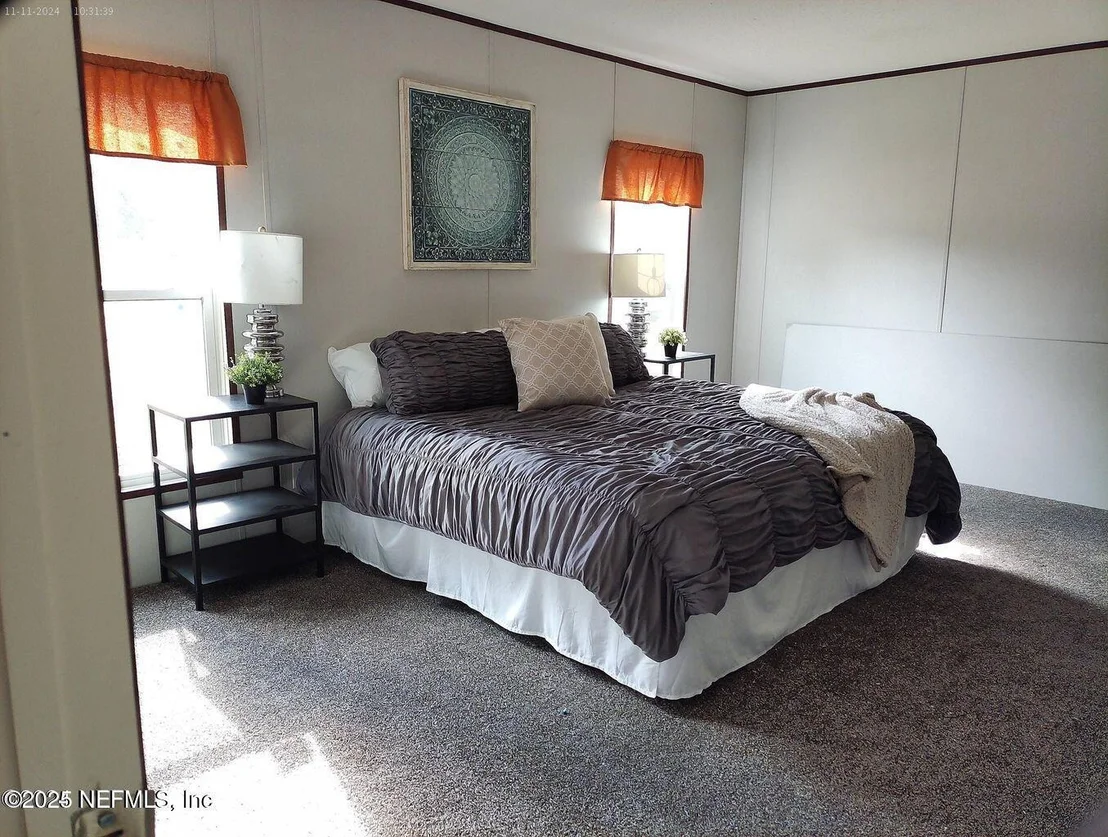 Photo of 203 PEPPERMINT Avenue