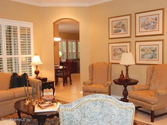 Photo of 533 OAKMONT Drive