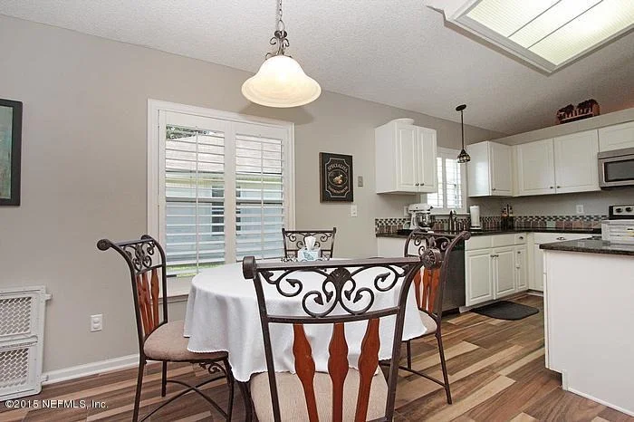 Photo of 928 N LILAC Loop