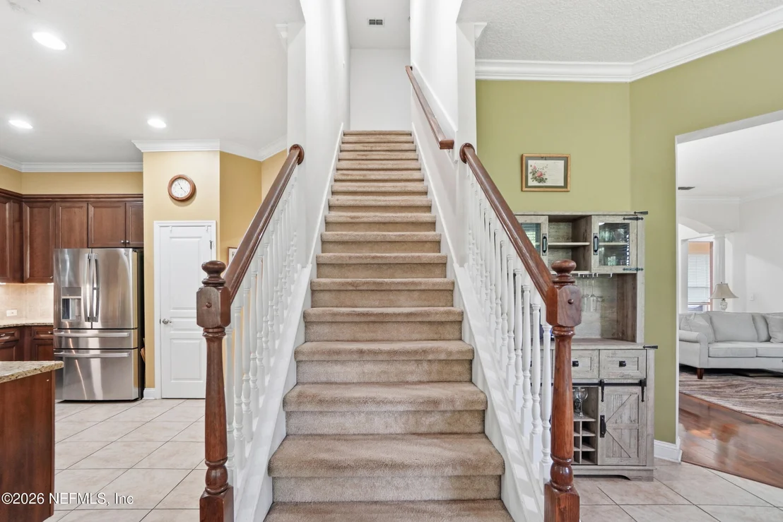 Photo of 907 BROOKHAVEN Drive