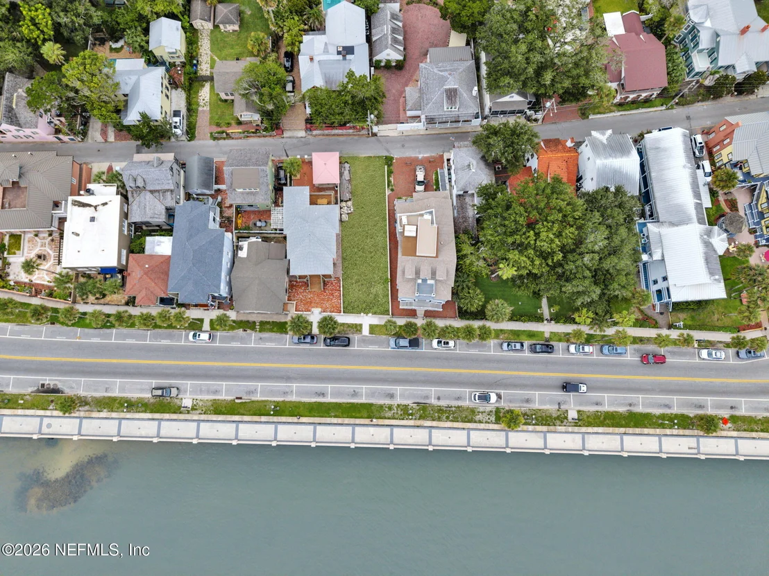 Photo of 156 AVENIDA MENEDEZ