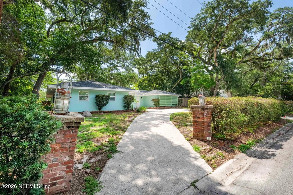 Photo of 62 WILLOW Drive
