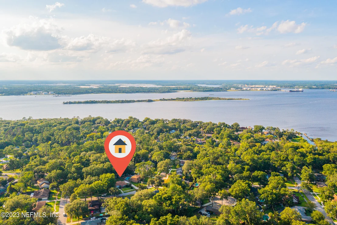 Photo of 4442 RIVER TRAIL Road
