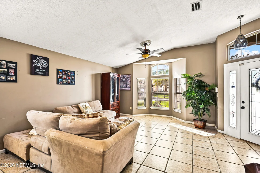 Photo of 1516 GREENWAY Place