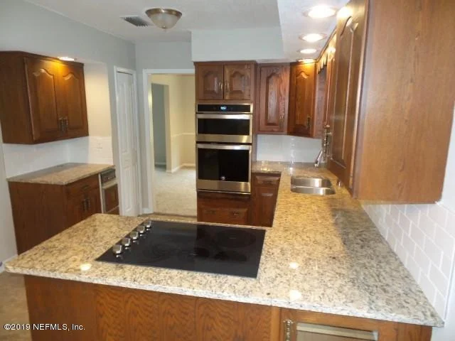 Photo of 2741 CLAIRBORO Road