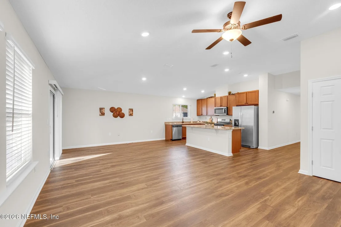 Photo of 10914 STAPLETON Drive