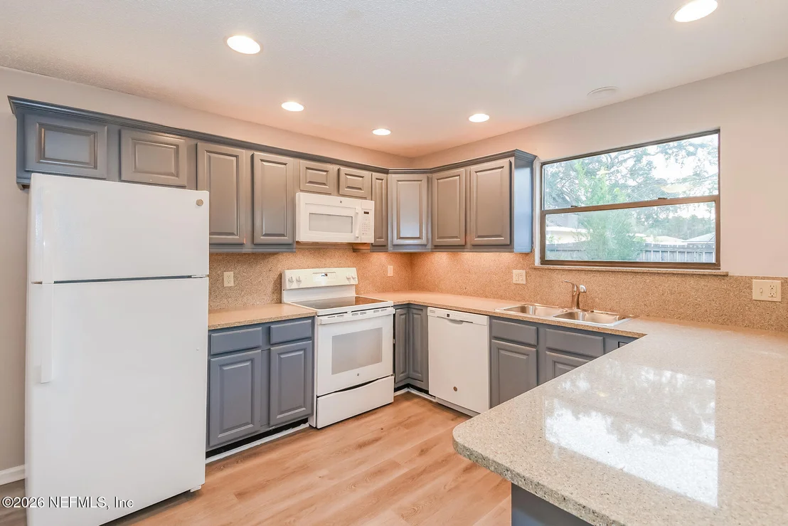 Photo of 3056 BRIDGEVIEW Drive