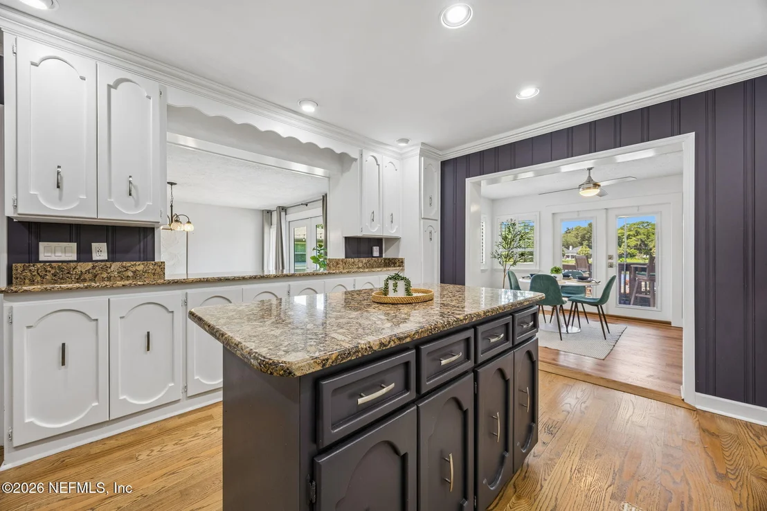 Photo of 5436 WATERSIDE Drive