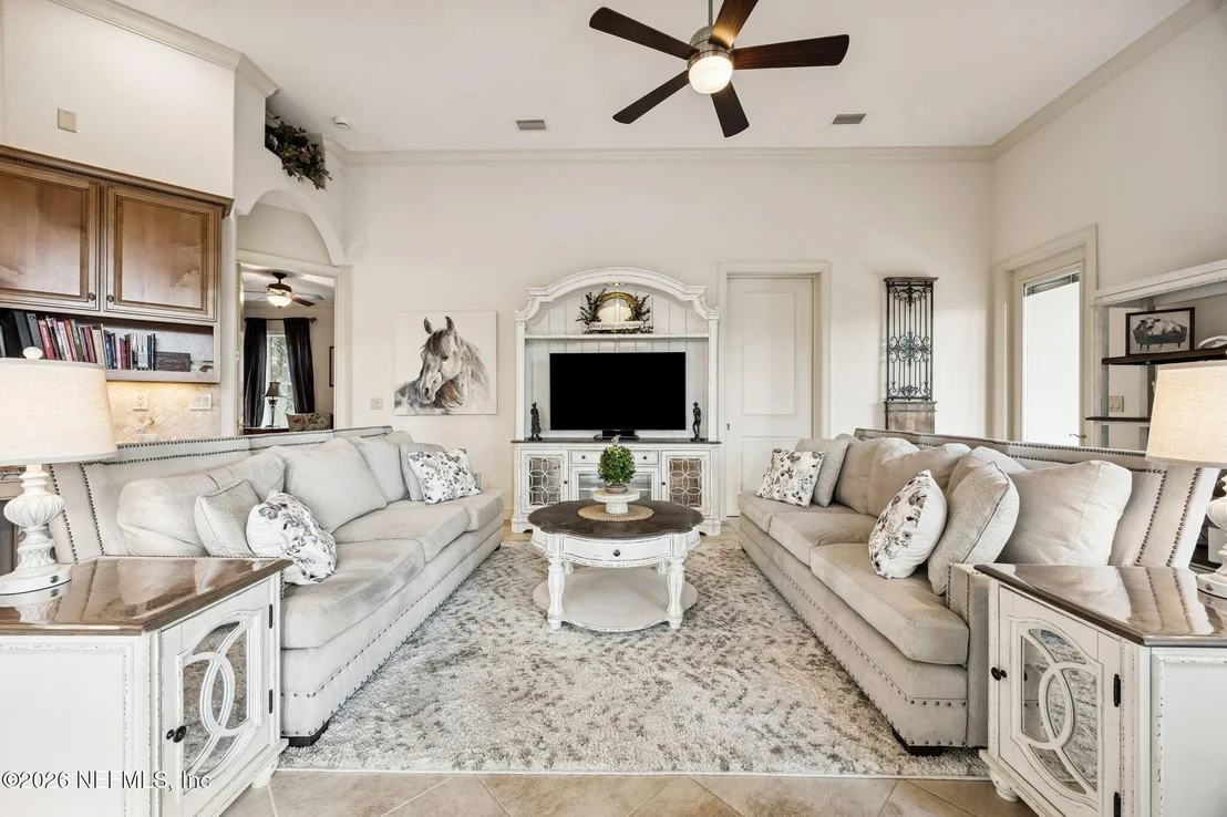 Photo of 283 ESTATES Drive