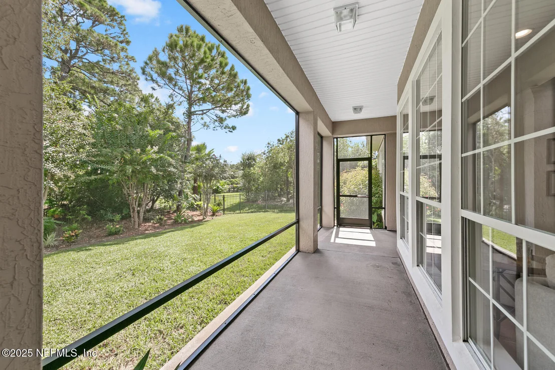 Photo of 148 LA MESA Drive