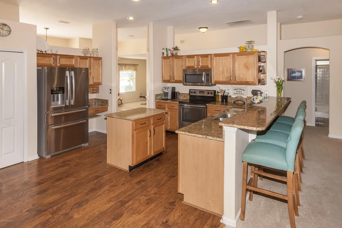 Photo of 1546 BAY HARBOR Drive