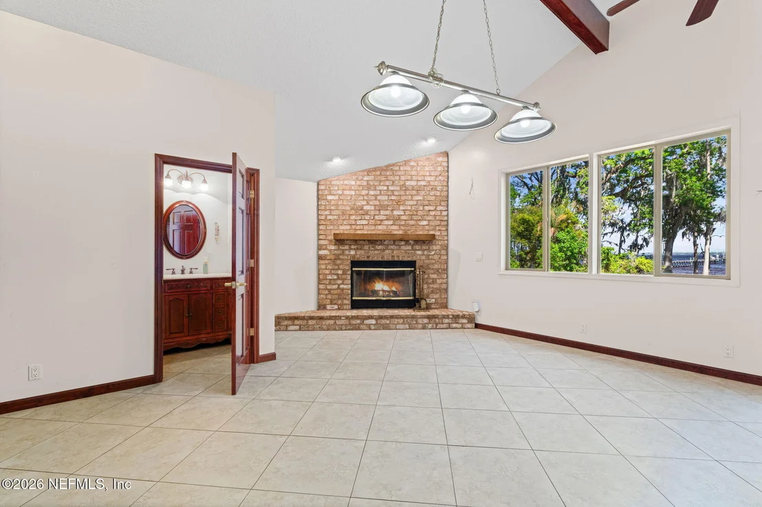 Photo of 4841 RAGGEDY POINT Road