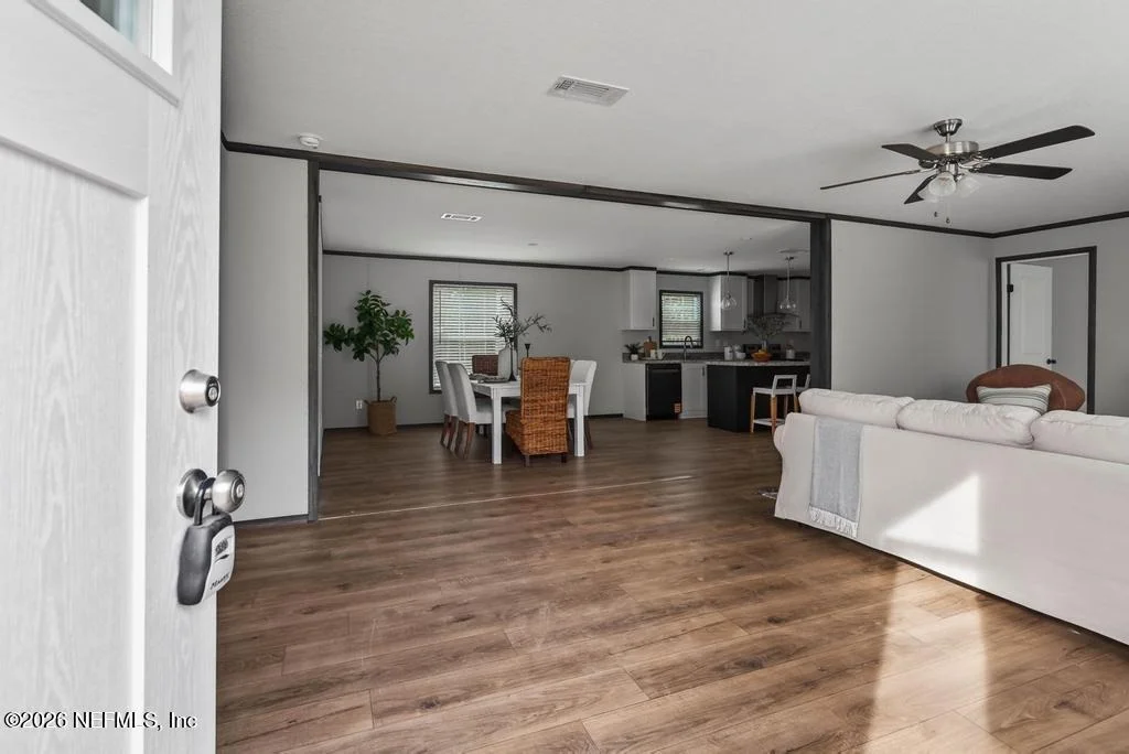 Photo of 2817 SPRING Drive