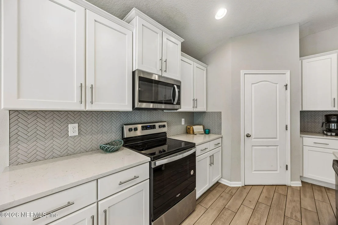 Photo of 65908 EDGEWATER Drive