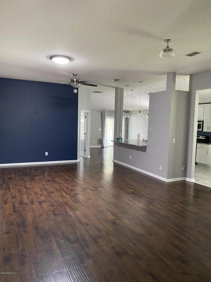 Photo of 49 W TEAGUE BAY Drive