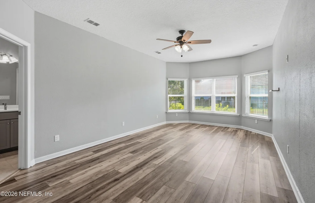 Photo of 223 MEADOW CROSSING Drive