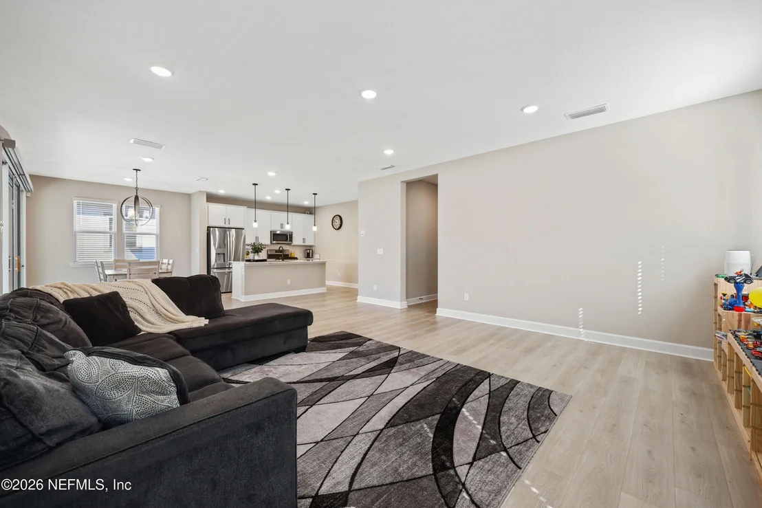 Photo of 512 ELM CREEK Drive
