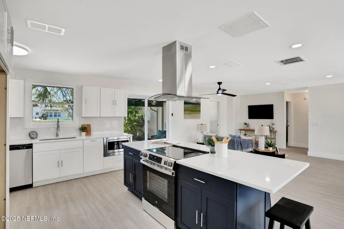 Photo of 4109 TIDEVIEW Drive