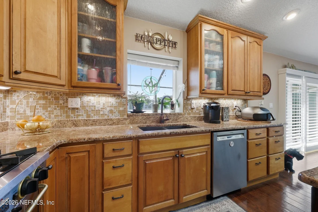 Photo of 225 PIZARRO Road
