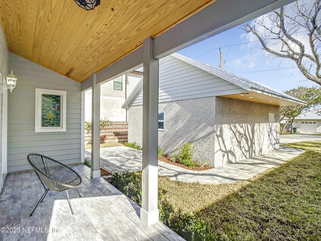 Photo of 6635 MADISON Street