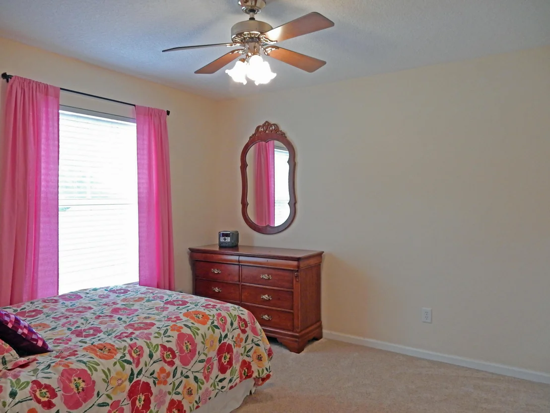 Photo of 156 IVY LAKES Drive
