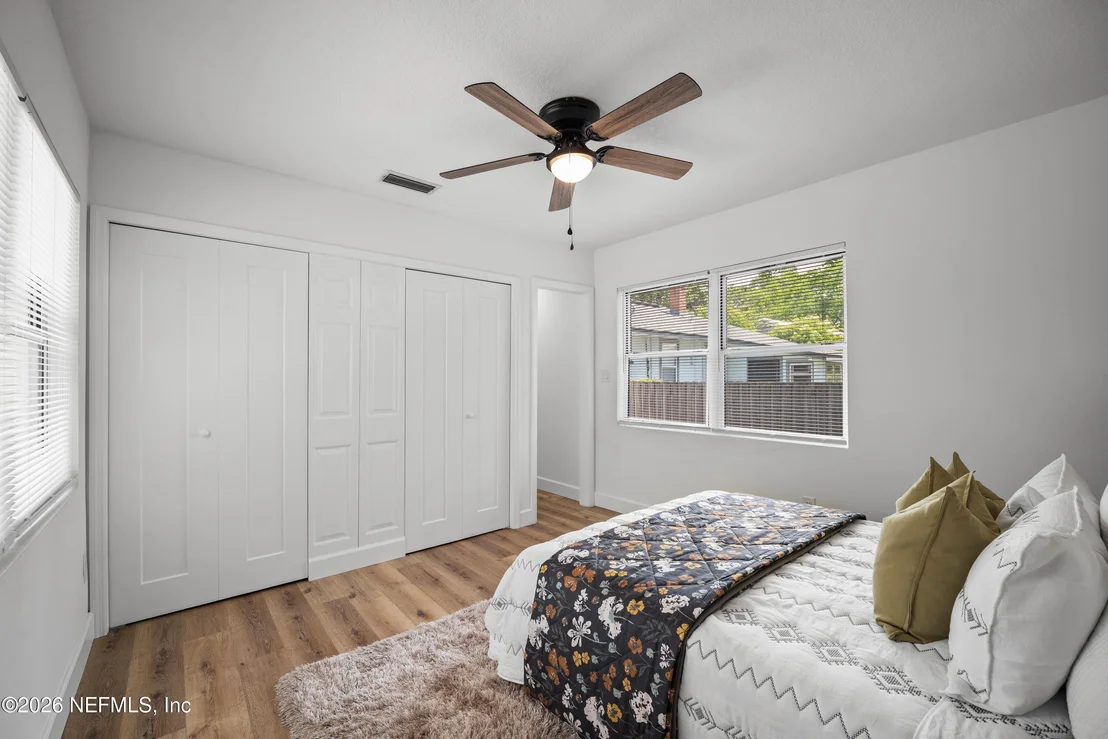 Photo of 4560 CRESCENT Street