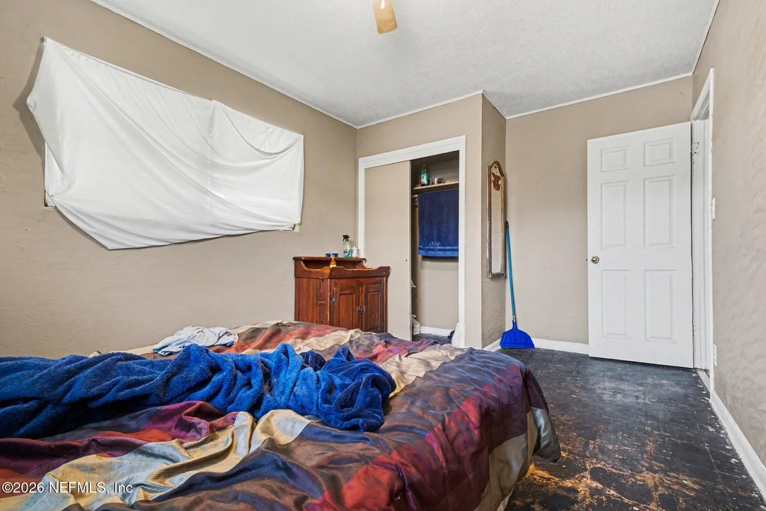 Photo of 1826 LEON Road