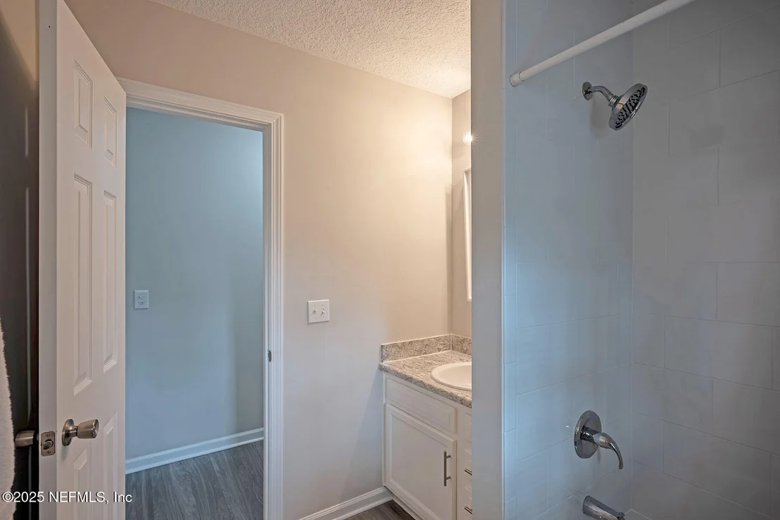 Photo of 10377 GRAYSON Street