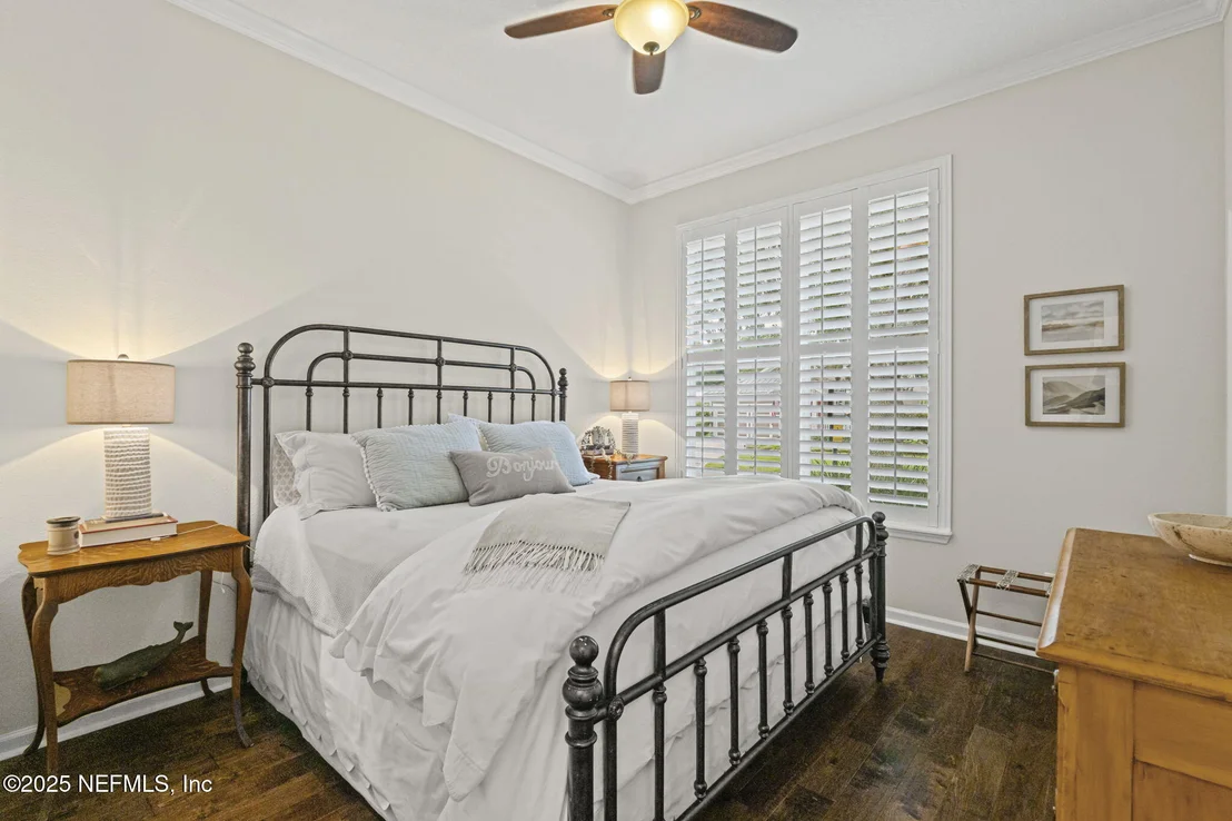 Photo of 1169 OVERDALE Road