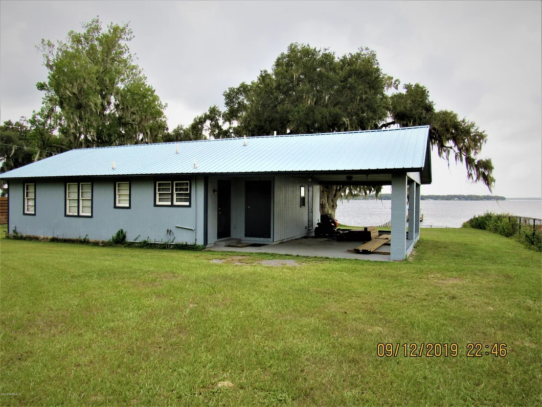 Photo of 263 W RIVER Road