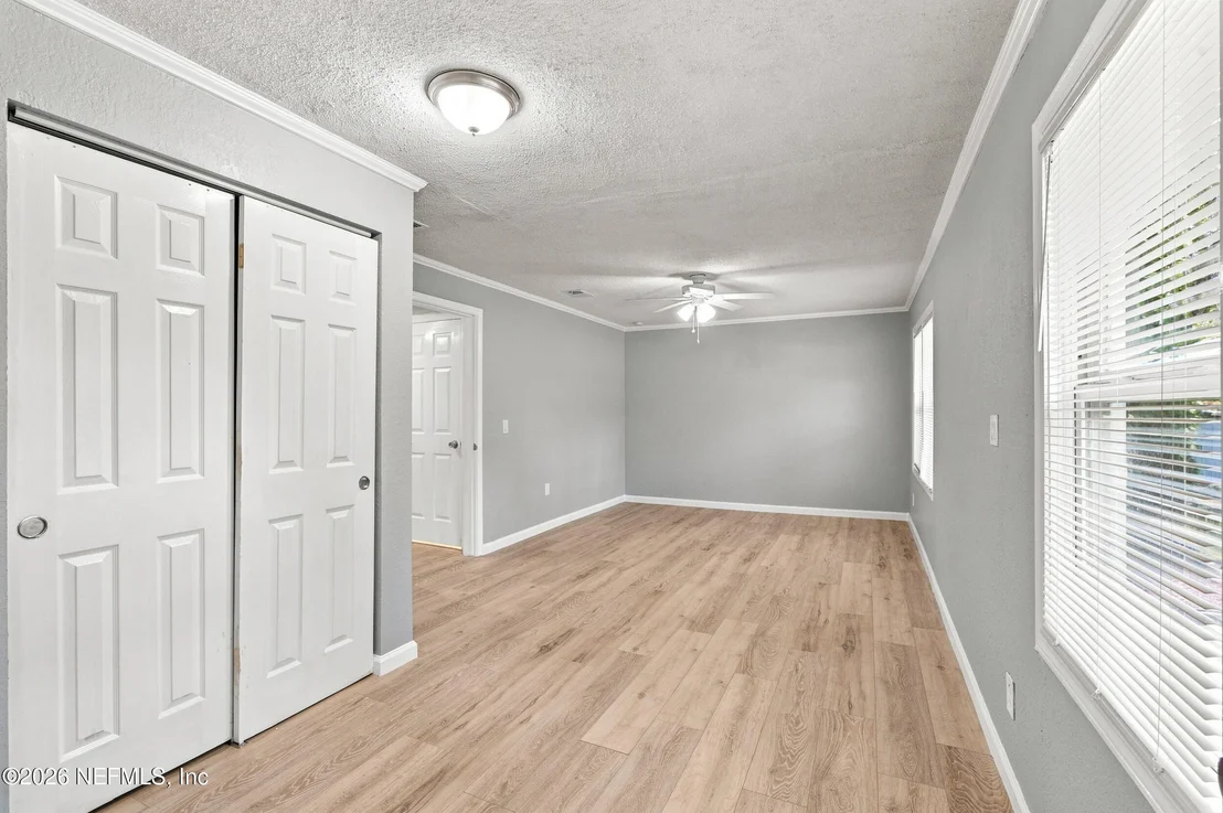 Photo of 3261 TIGER HOLE Road